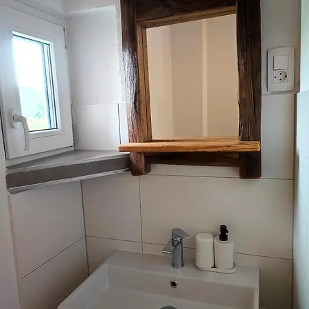 Slovenian House Mira