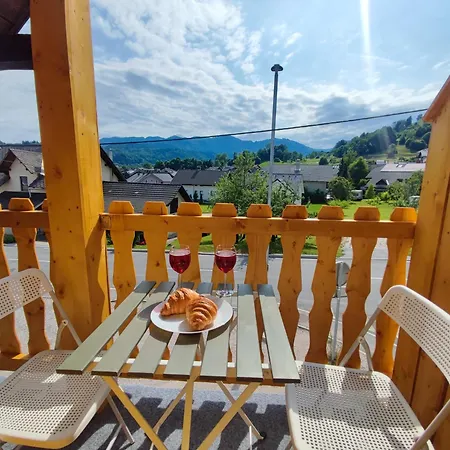 Slovenian House Mira *