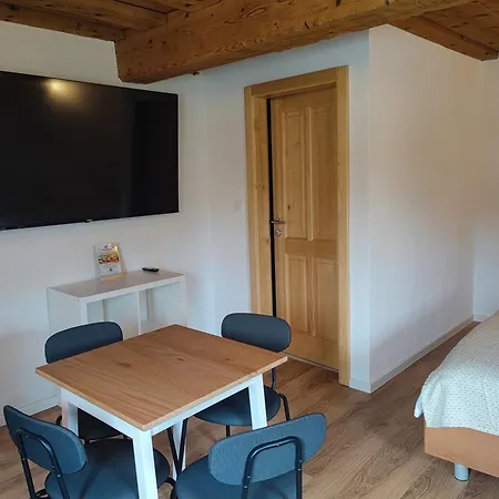 Slovenian House Mira