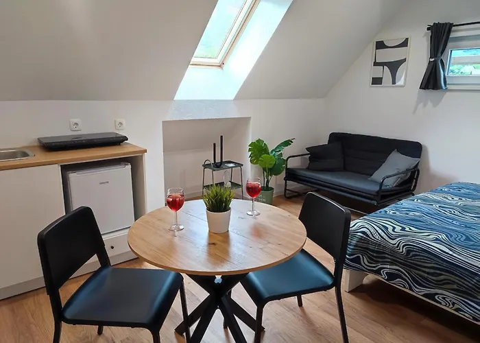 Slovenian House Mira *