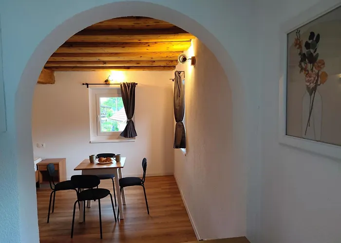 Slovenian House Mira *